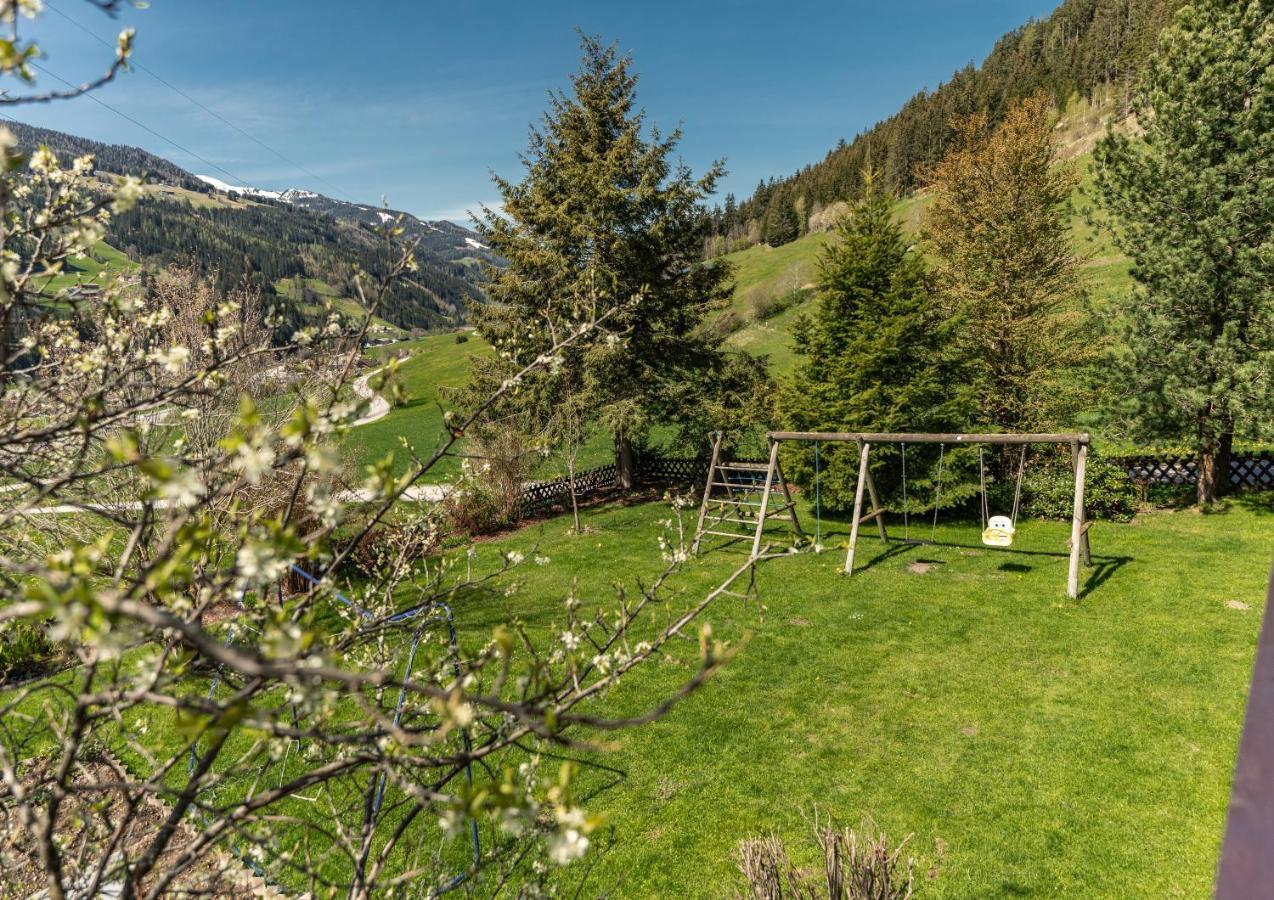 Gaestehaus Huber Fruehstueckspension Séjour chez l'habitant Schladming