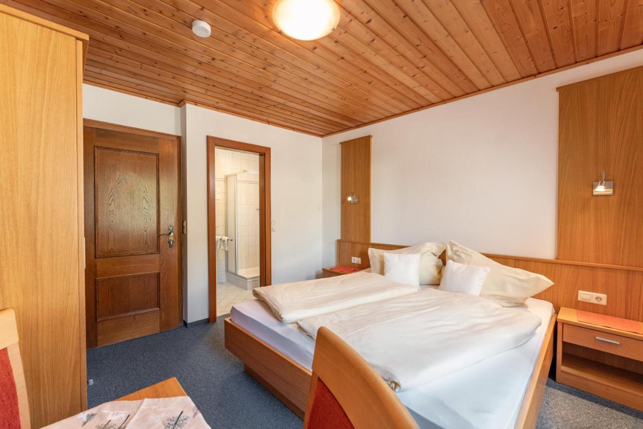 Gaestehaus Huber Fruehstueckspension Séjour chez l'habitant Schladming