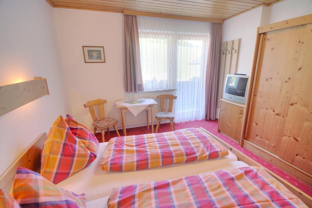 Gaestehaus Huber Fruehstueckspension Séjour chez l'habitant *