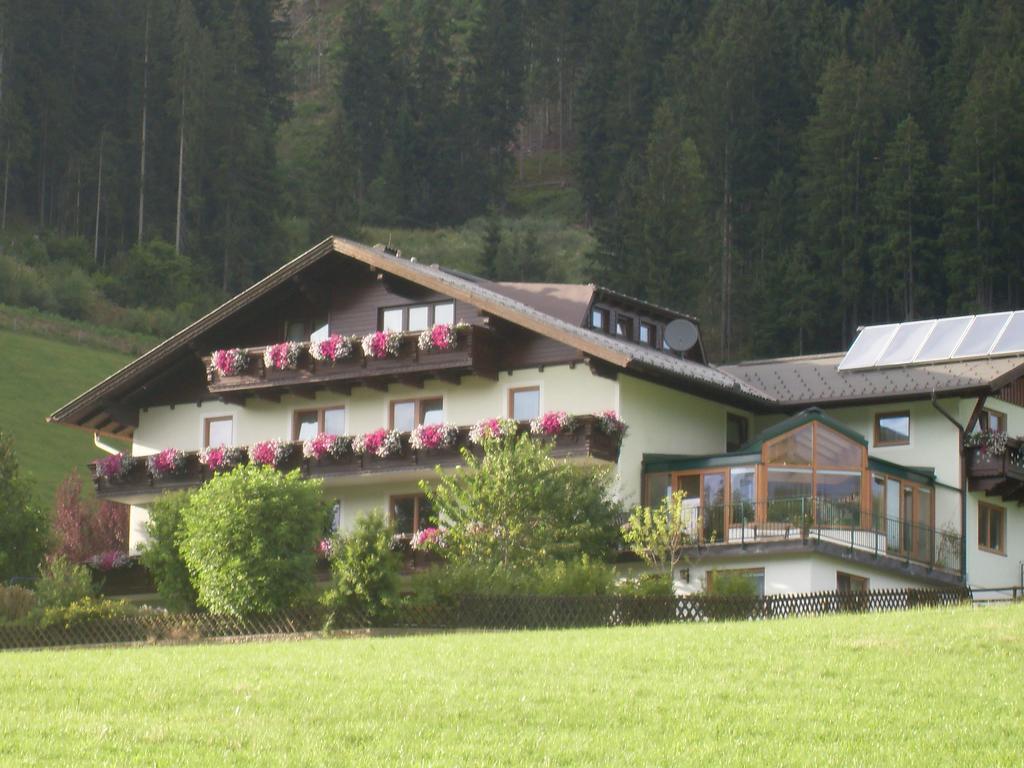 Gaestehaus Huber Fruehstueckspension * Schladming