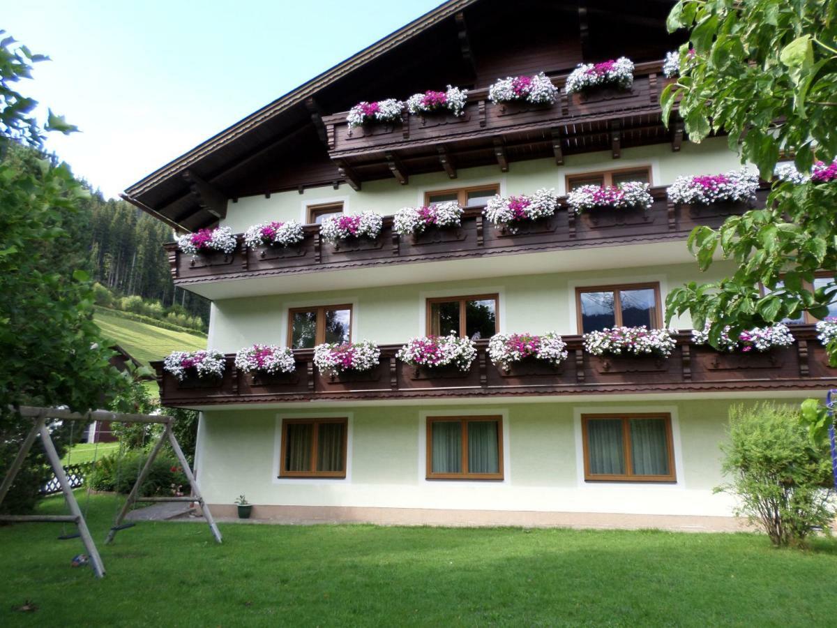 Gaestehaus Huber Fruehstueckspension * Schladming